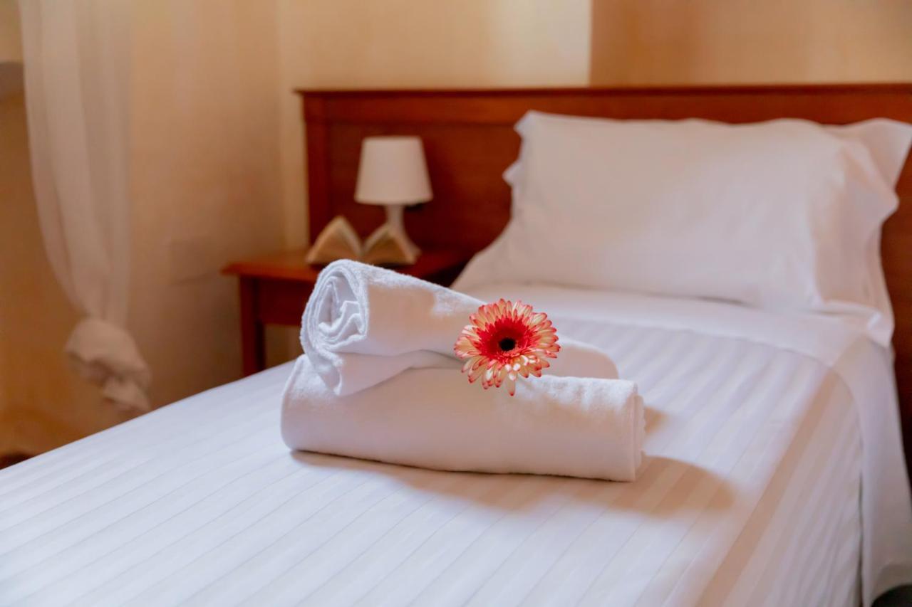 B&B Puerto Seguro Пиццо Экстерьер фото
